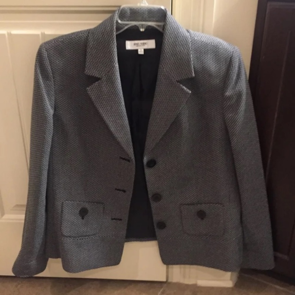 Jones studio 16 Suit jacket